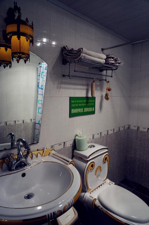 Templeside Deluxe Hutong Hotel Peking Rum bild