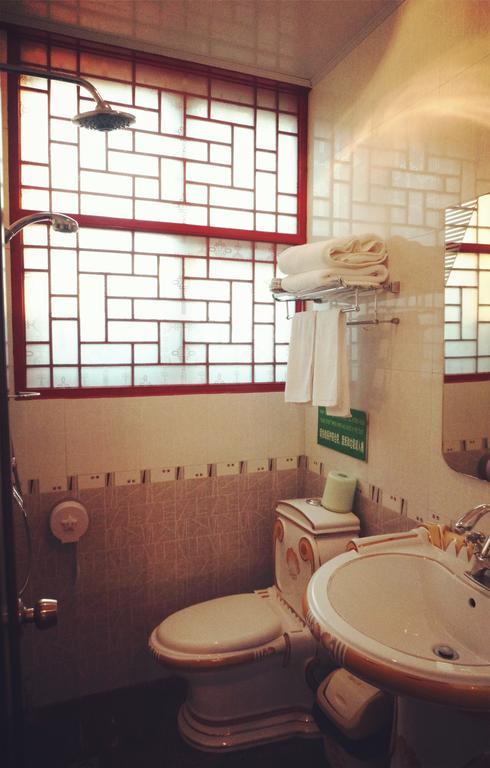 Templeside Deluxe Hutong Hotel Peking Rum bild