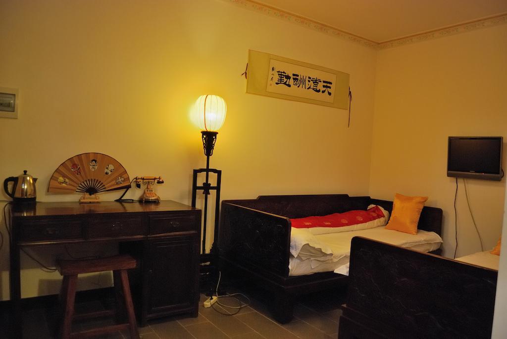Templeside Deluxe Hutong Hotel Peking Exteriör bild