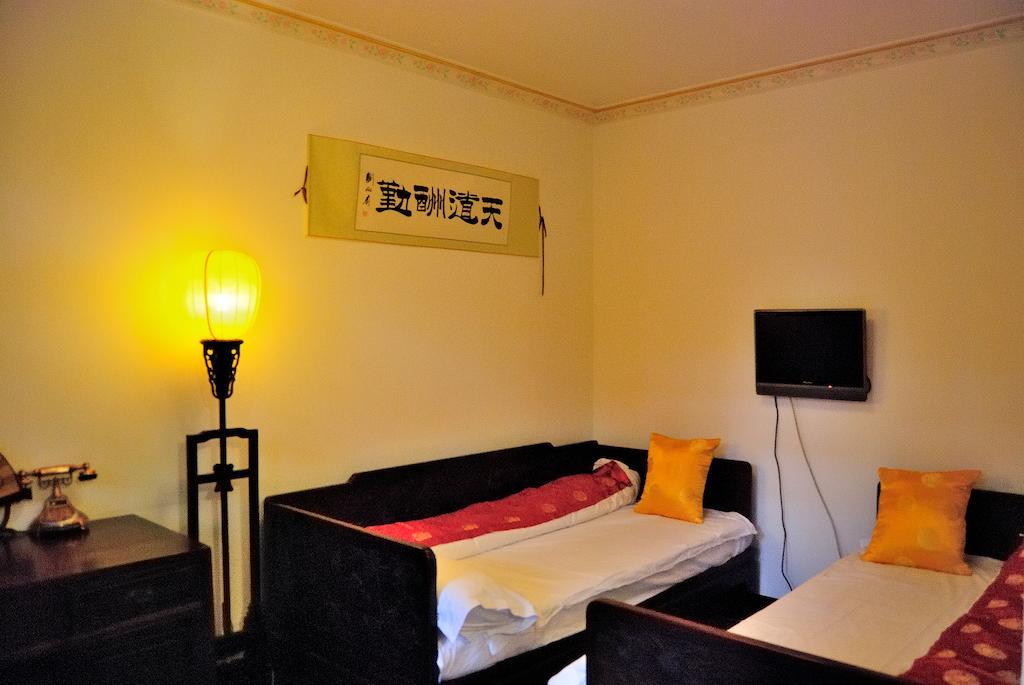 Templeside Deluxe Hutong Hotel Peking Exteriör bild